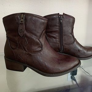 G by Guess zip boot